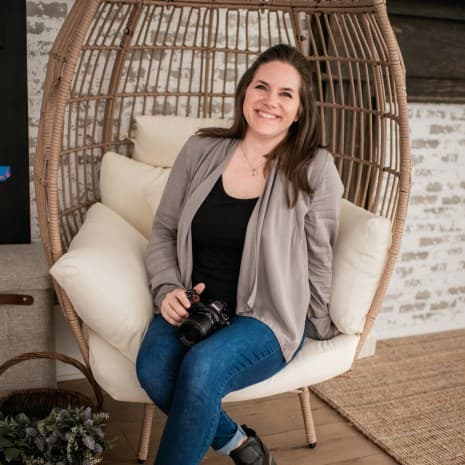 Schneggenburger, Samantha